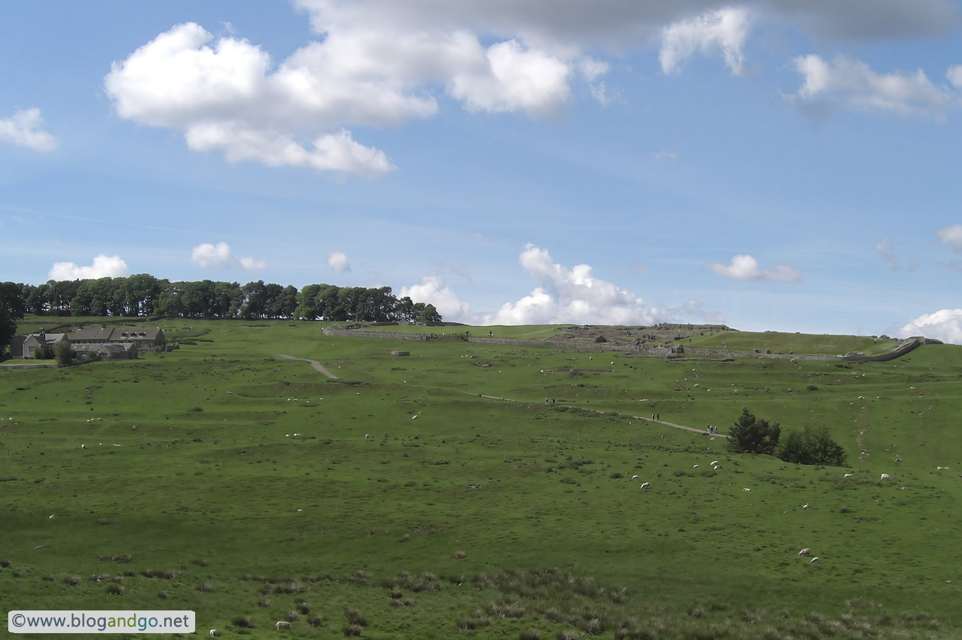 Hadrian's Wall Path - Housesteads southern approach